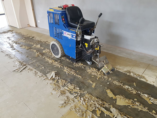 VCT Floor Removal in Strongsville, OH